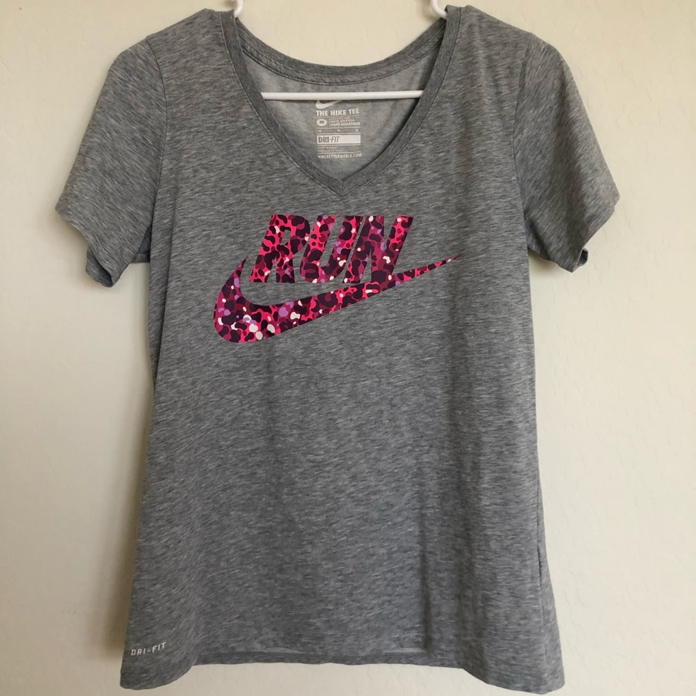Women’s Nike V-Neck Athletic RUN Tee